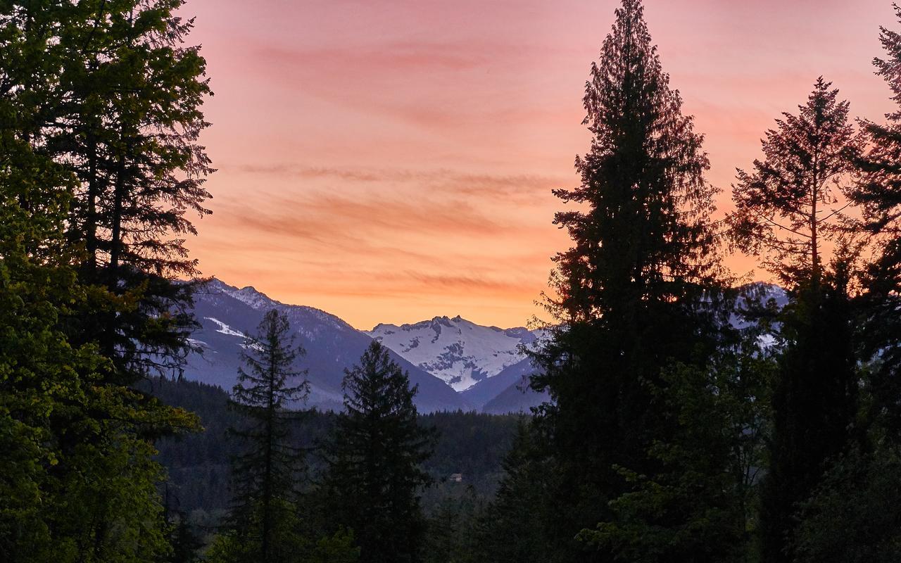 ホテル Wedgwood Manor And Glamping Retreat Crawford Bay エクステリア 写真