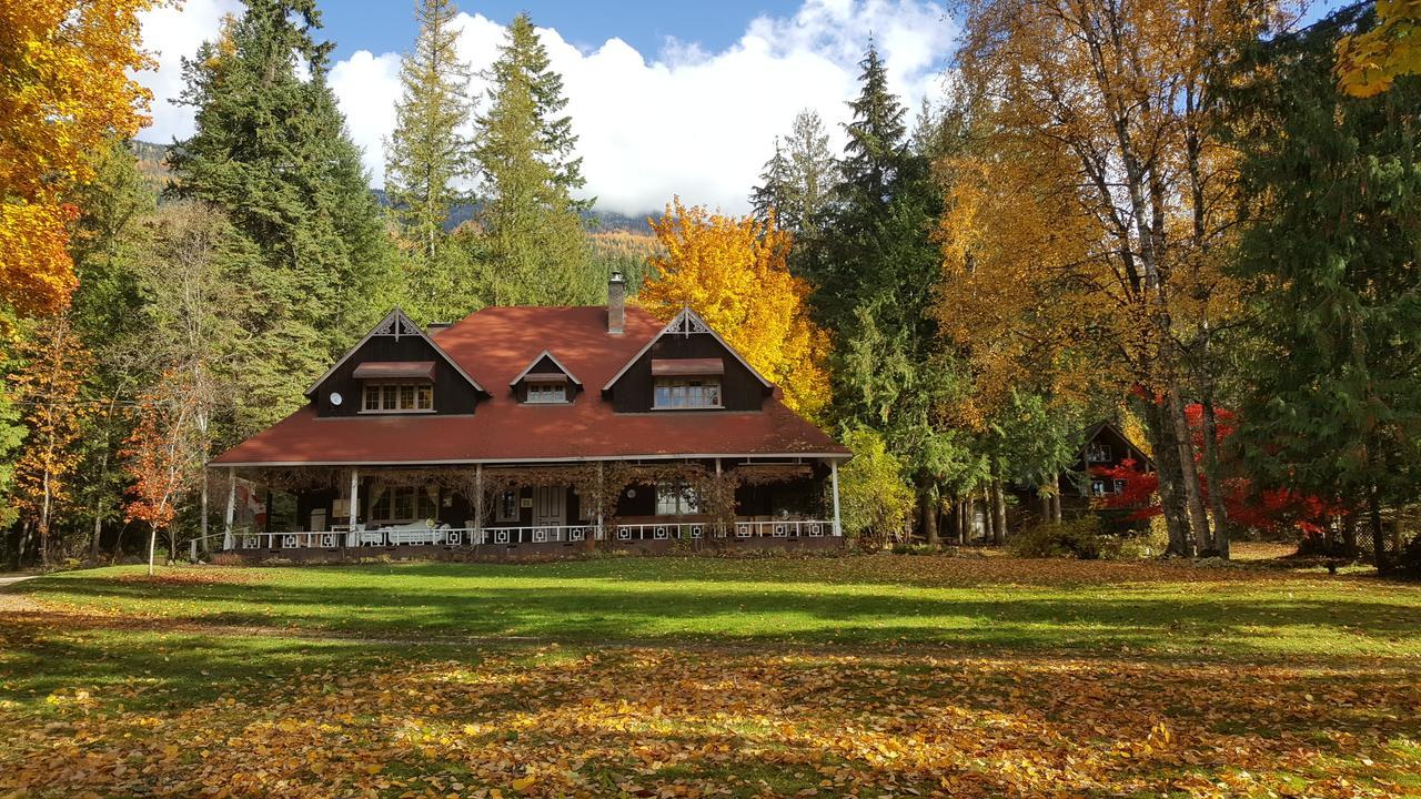 ホテル Wedgwood Manor And Glamping Retreat Crawford Bay エクステリア 写真